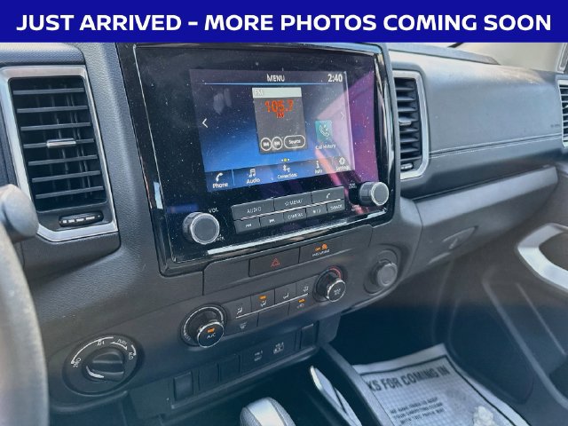 Used 2022 Nissan Frontier SV AWD/4WD image 13
