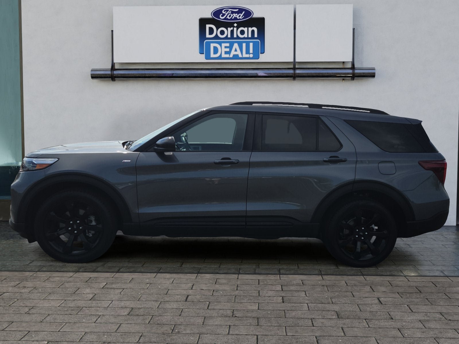Certified 2024 Ford Explorer ST-Line w/ Class IV Trailer Tow Package AWD/4WD image 6