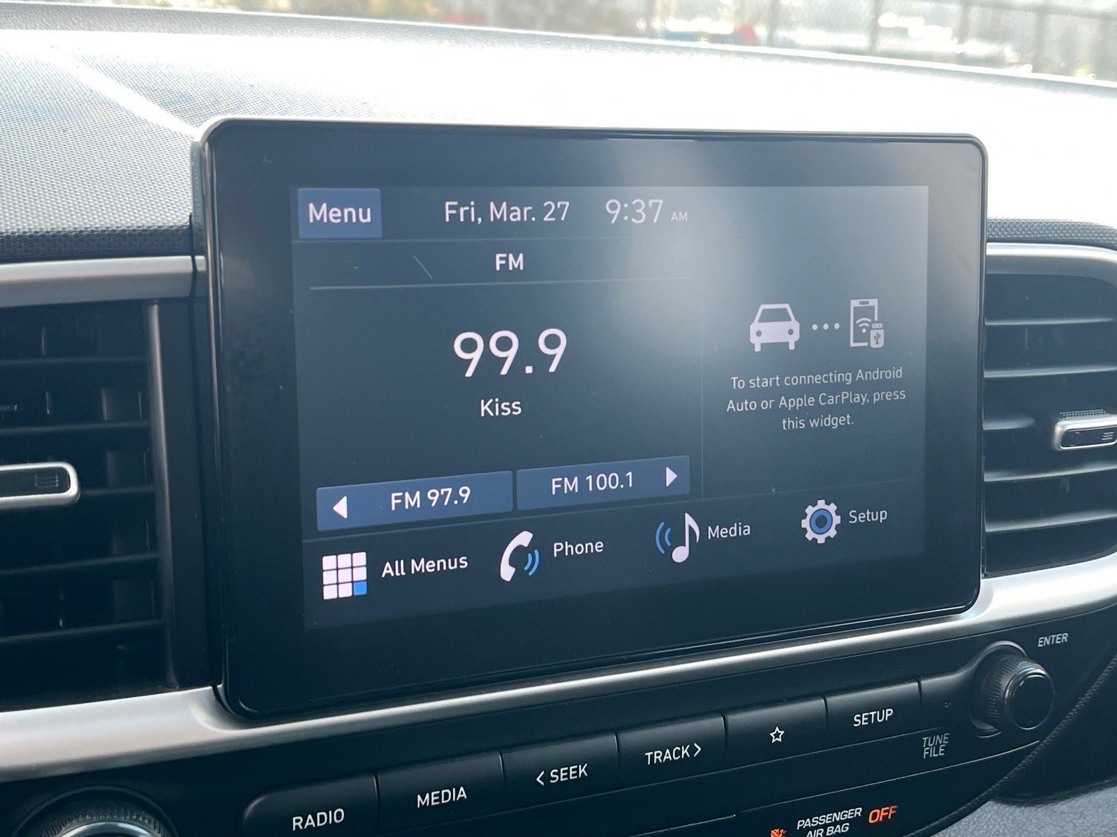 Used 2025 Hyundai Venue SEL FWD image 10