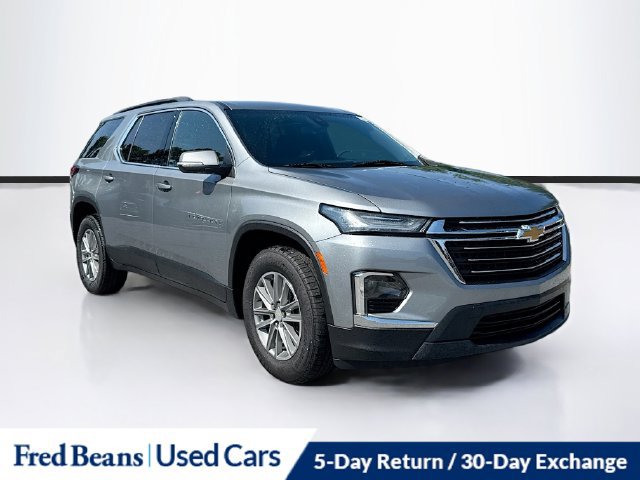 Used 2023 Chevrolet Traverse LT