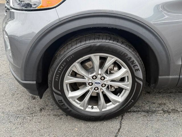 Certified 2023 Ford Explorer XLT w/ Equipment Group 202A AWD/4WD image 23