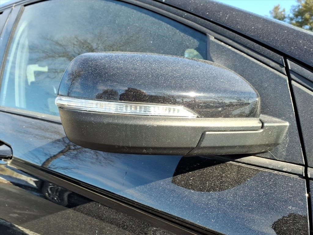 Certified 2022 Ford Edge ST image 8