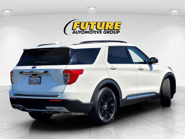 Certified 2021 Ford Explorer XLT w/ Equipment Group 202A RWD image 4