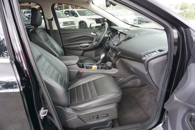 Certified 2018 Ford Escape Titanium FWD image 8