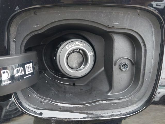 Certified 2025 Ford Explorer Active w/ Active Comfort Package image 10