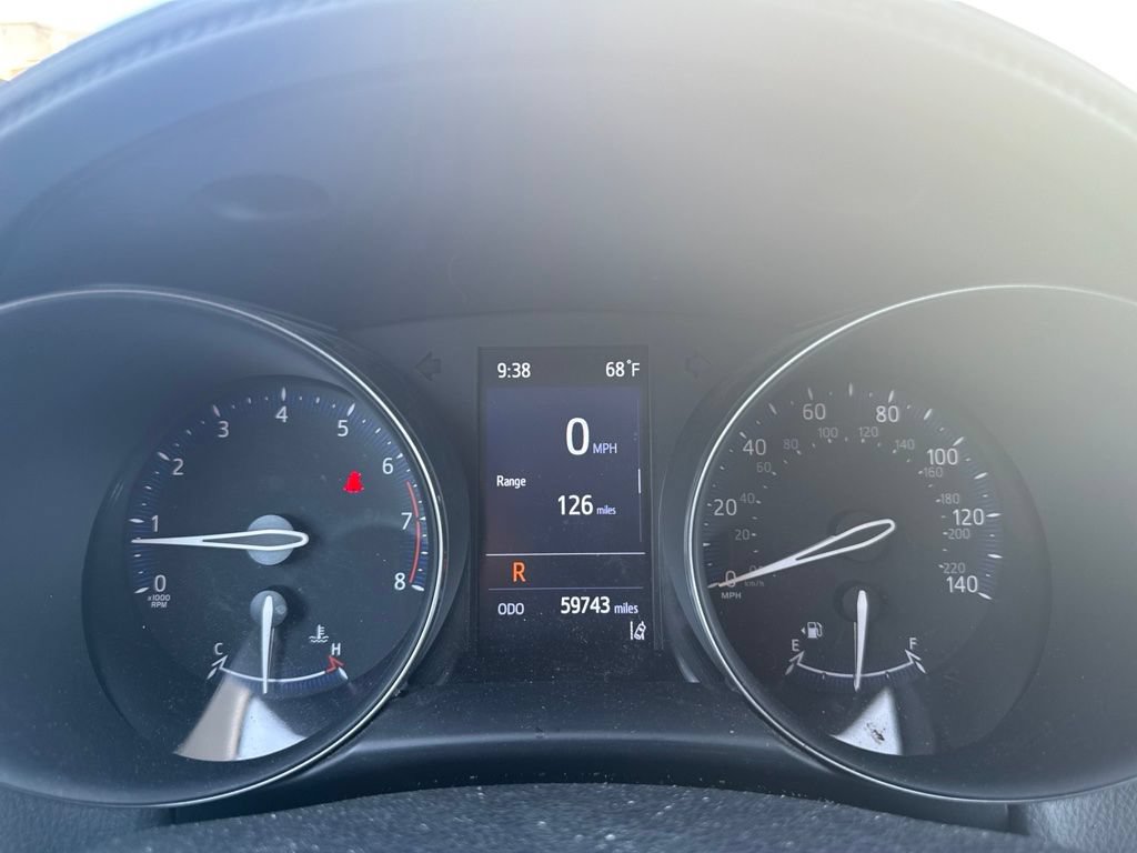 Used 2021 Toyota C-HR LE FWD image 10