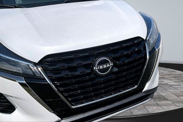 Used 2023 Nissan Kicks SR w/ SR Premium Package FWD image 28