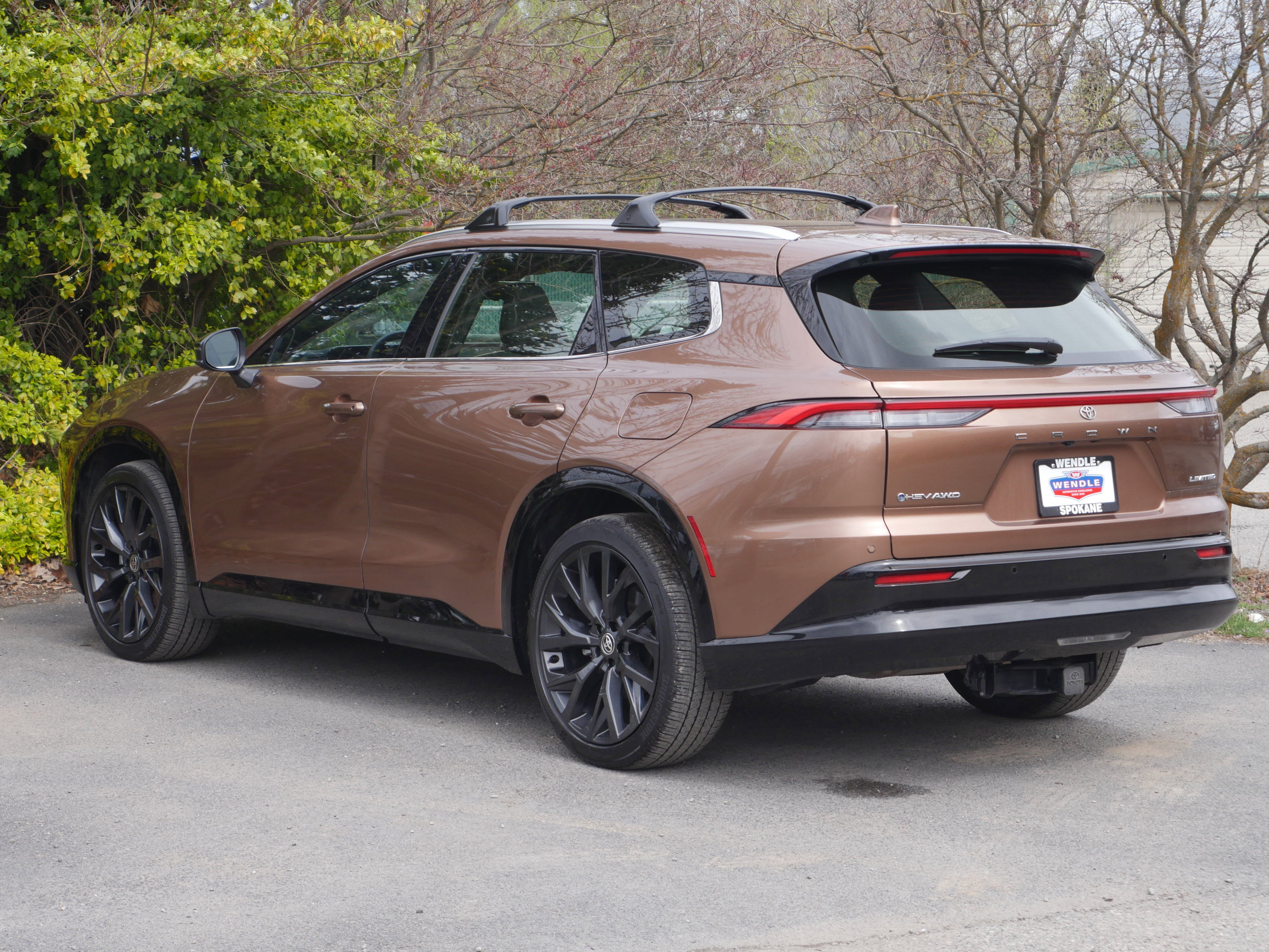 Used 2025 Toyota Crown Signia w/ Advanced Technology Package image 22