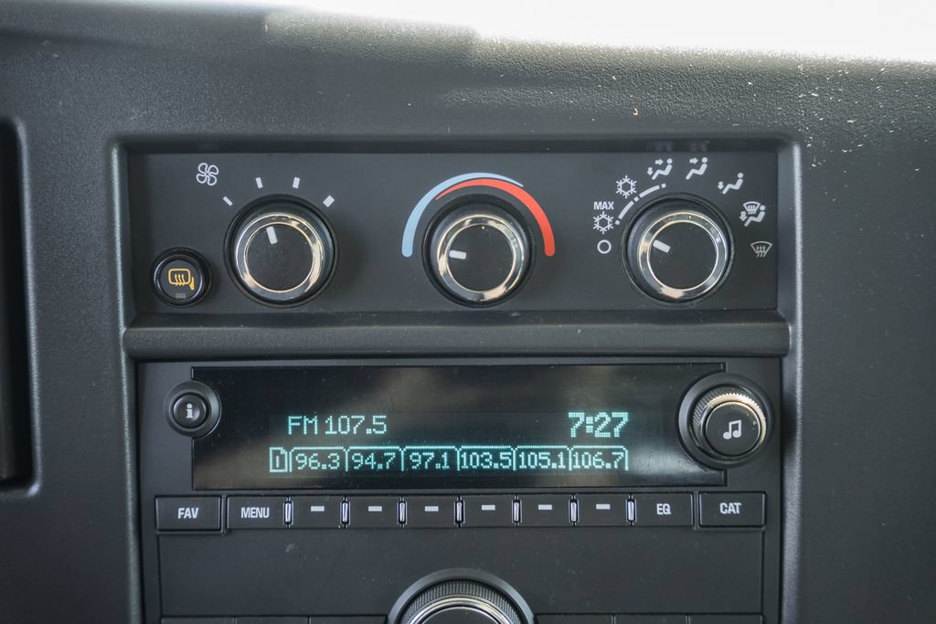 Used 2024 GMC Savana 2500 w/ Driver Convenience Package RWD image 18