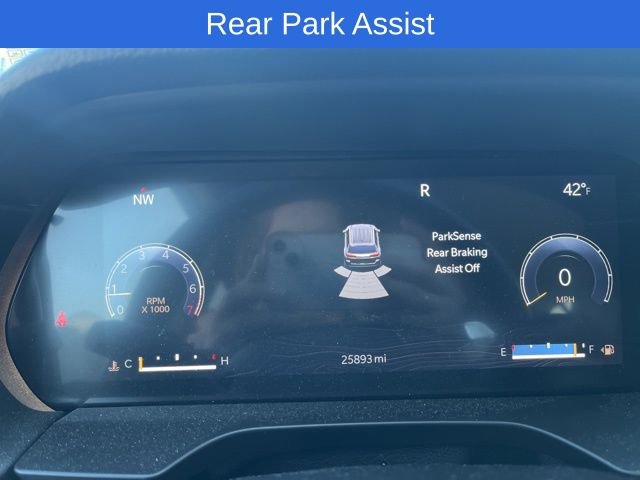 Used 2021 Jeep Grand Cherokee L Limited image 13