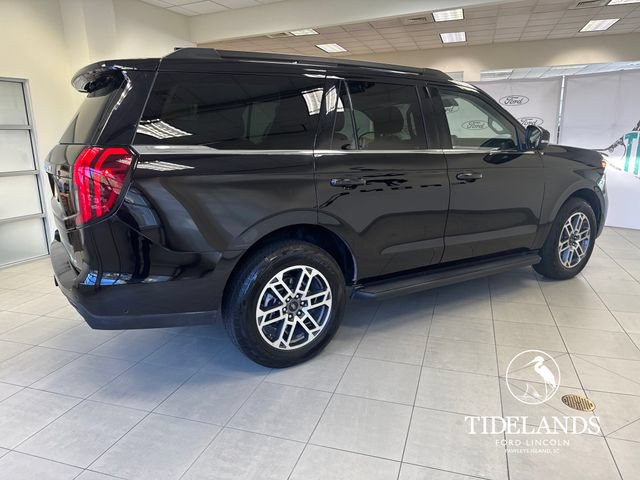 Certified 2025 Ford Expedition Active AWD/4WD image 9