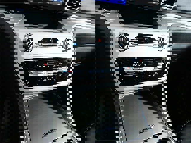 Certified 2023 Ford Explorer XLT w/ Equipment Group 202A image 20