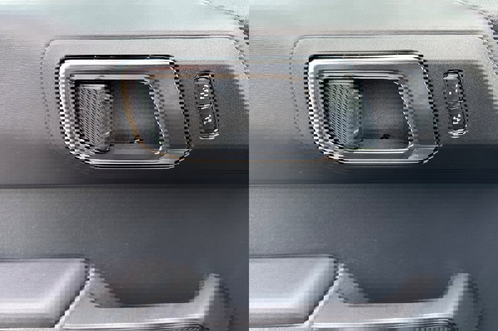 Certified 2025 Ford Bronco Outer Banks image 12