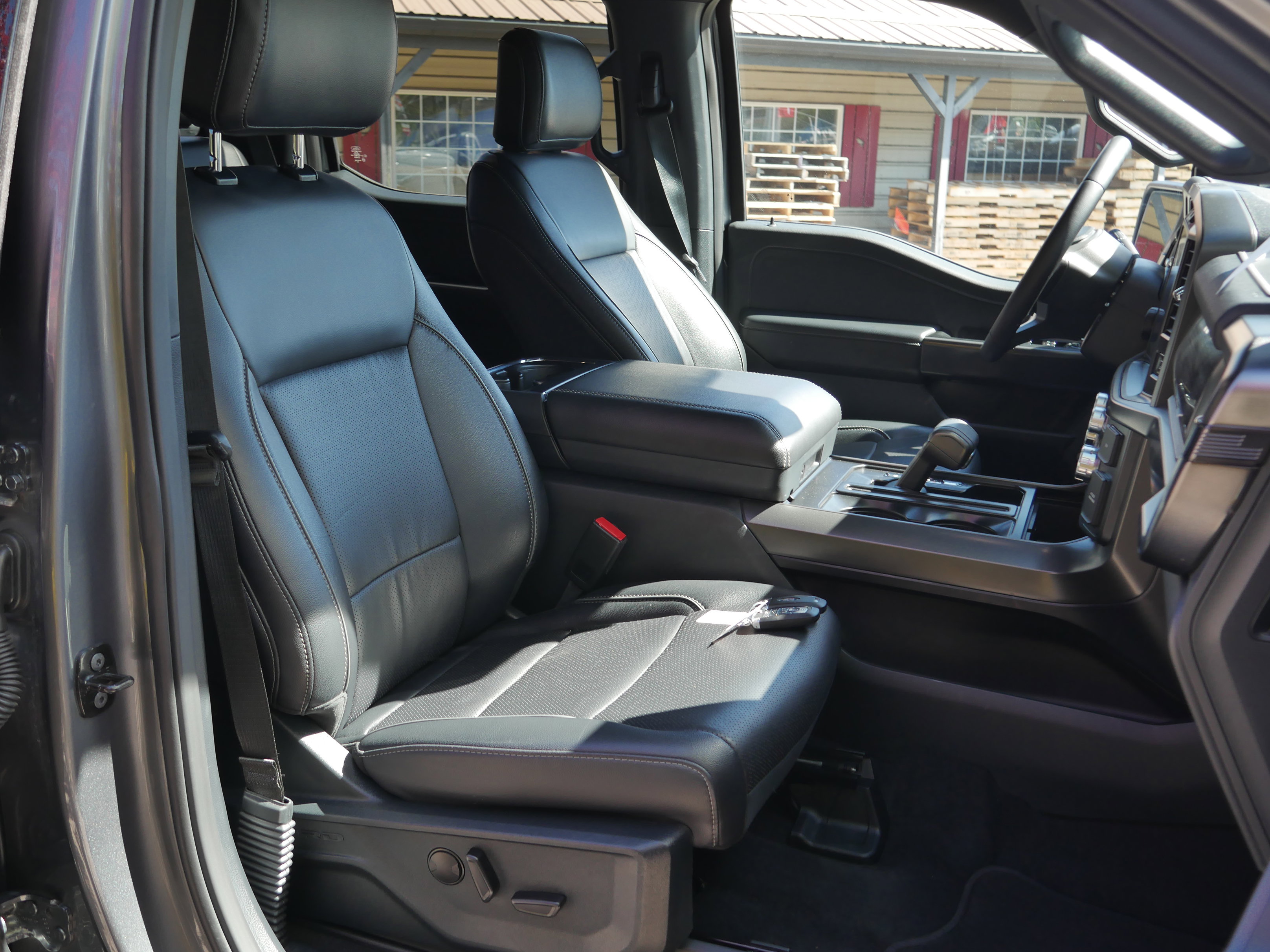 Certified 2025 Ford F150 Lariat AWD/4WD image 27