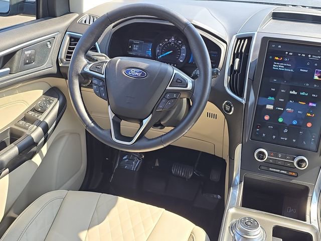 Certified 2023 Ford Edge Titanium image 32