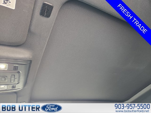 Used 2023 GMC Yukon SLT w/ SLT Premium Package AWD/4WD image 25