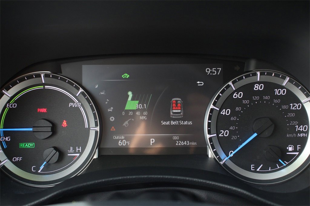 Used 2023 Toyota Highlander XLE image 33