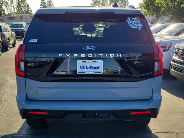 Certified 2025 Ford Expedition Active AWD/4WD image 24