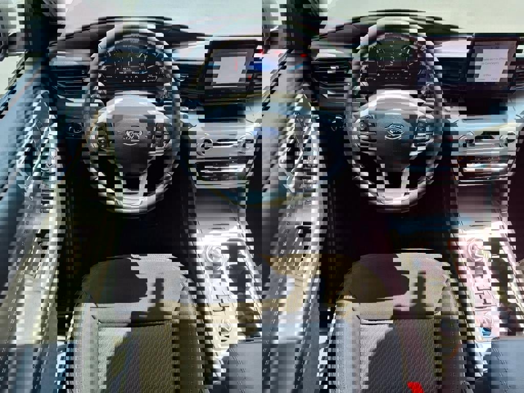 Certified 2023 Ford Explorer XLT image 13