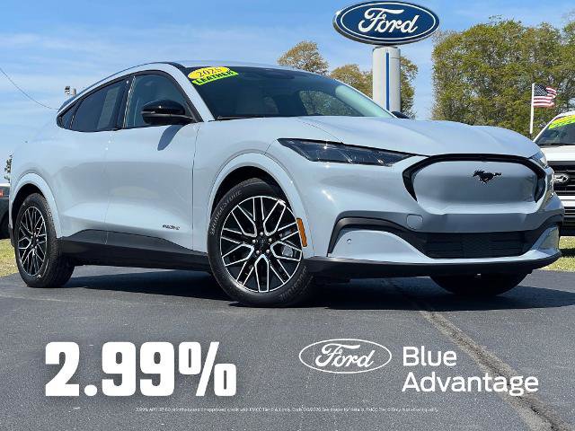 Certified 2025 Ford Mustang Mach-E Premium image 6