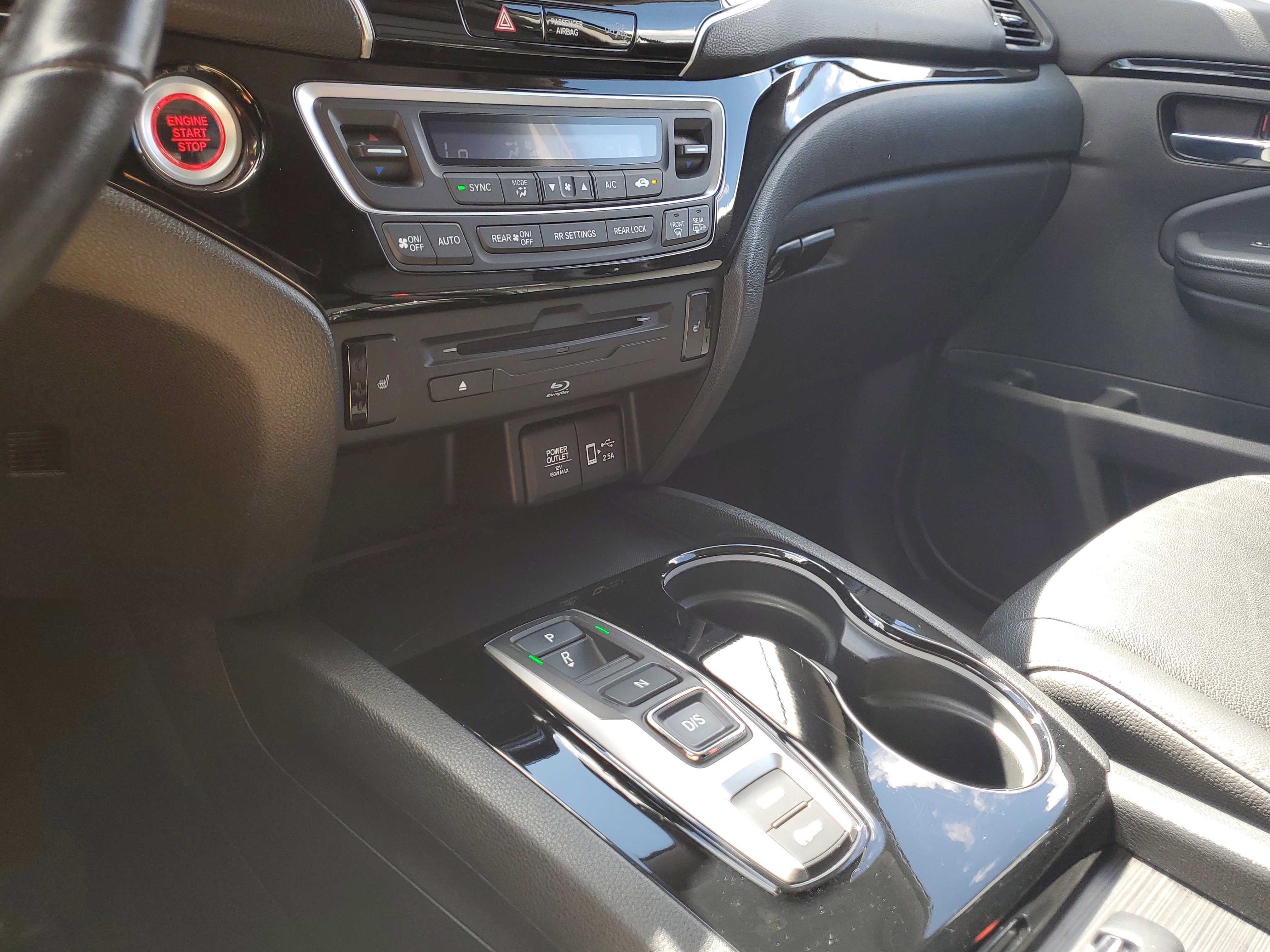 Used 2022 Honda Pilot Touring image 28