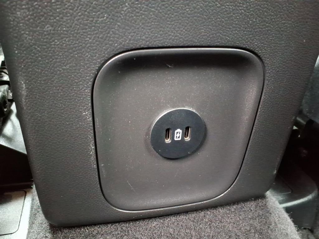 Certified 2025 Ford Escape ST-Line AWD/4WD image 13