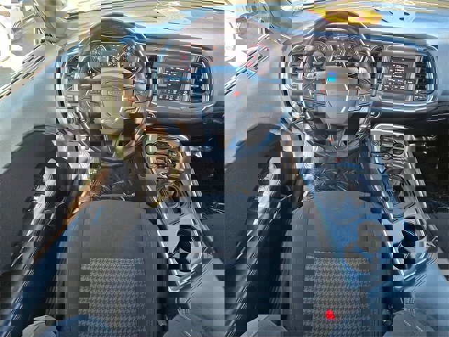 Used 2022 Dodge Challenger GT image 8