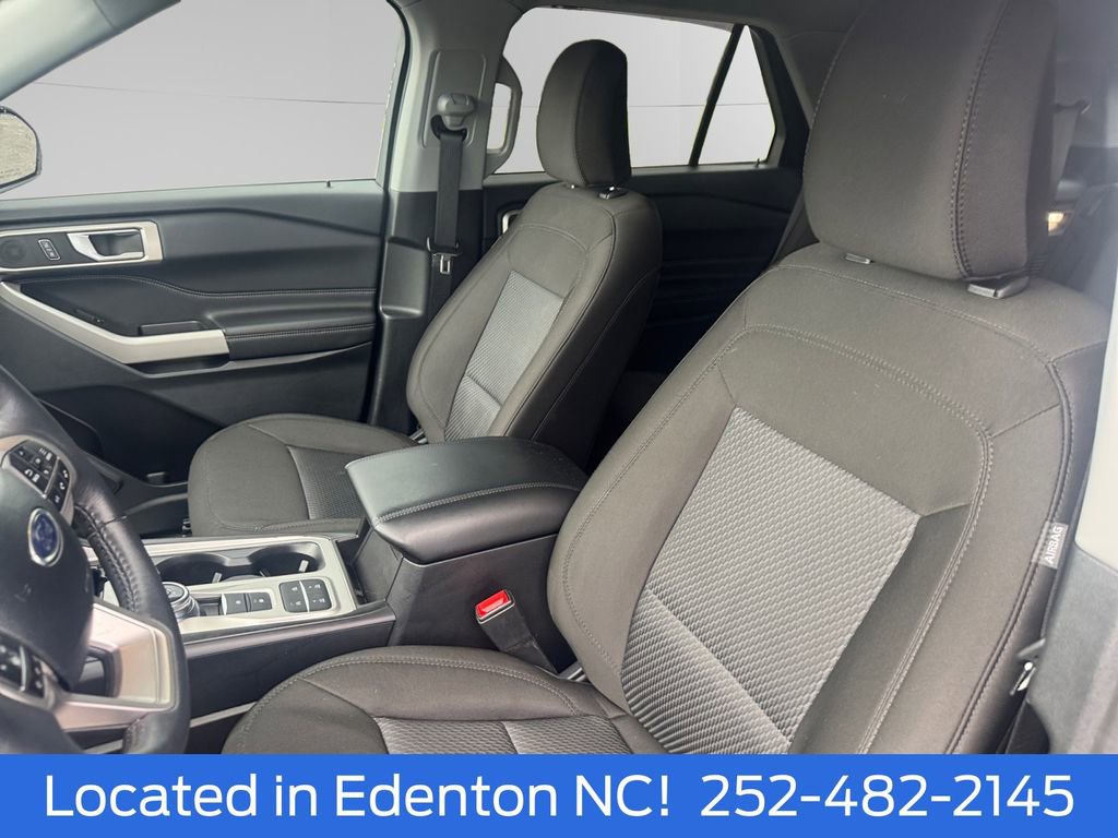 Certified 2024 Ford Explorer XLT RWD image 10