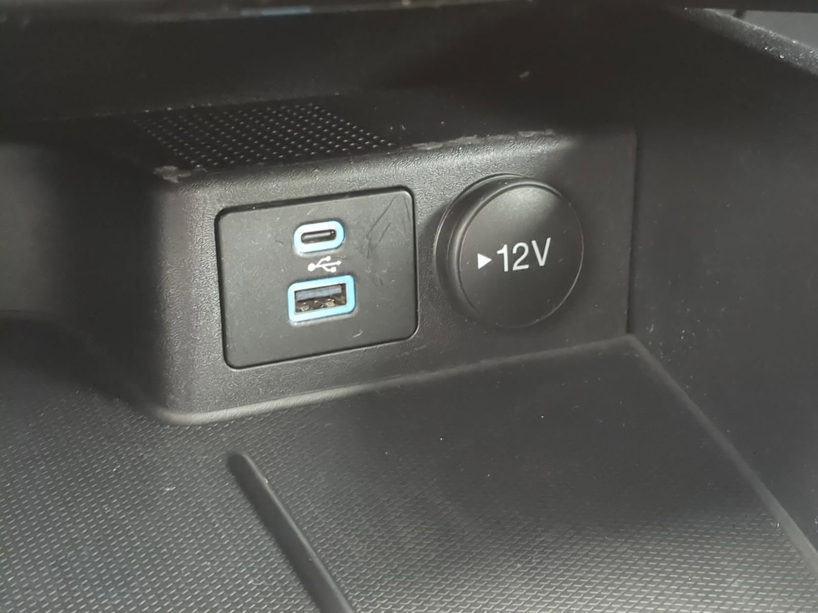 Certified 2022 Ford Escape SEL image 34