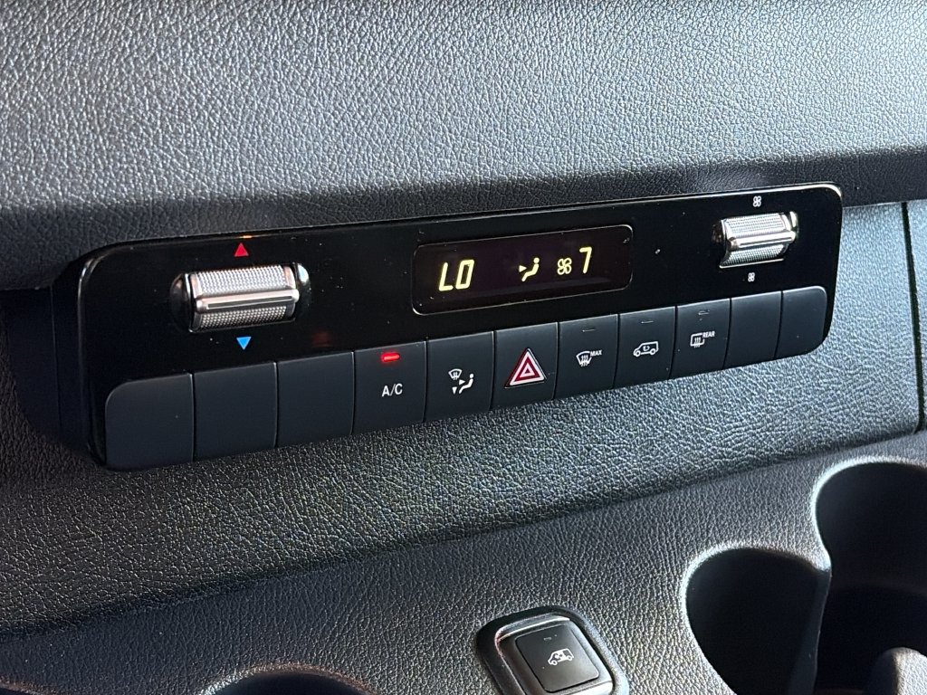 Used 2024 Mercedes-Benz Sprinter 3500 image 19