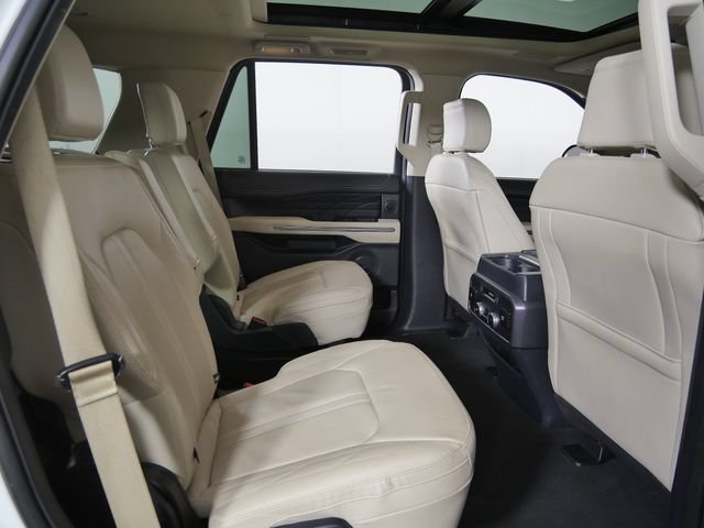 Certified 2024 Ford Expedition Platinum AWD/4WD image 11