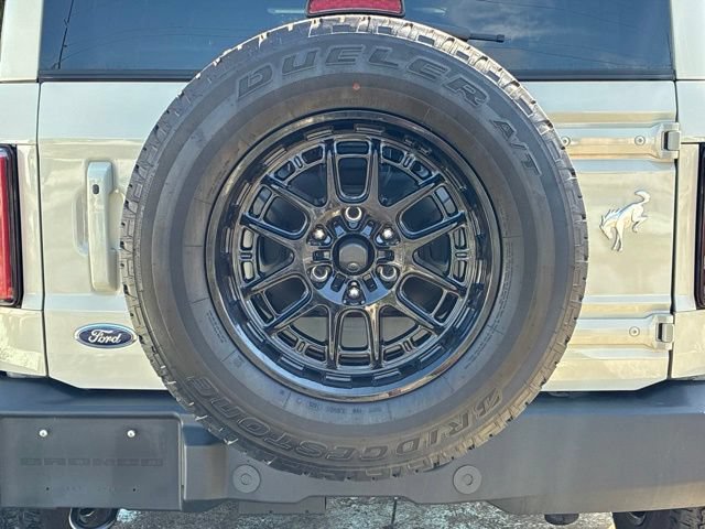 Certified 2025 Ford Bronco Outer Banks AWD/4WD image 14
