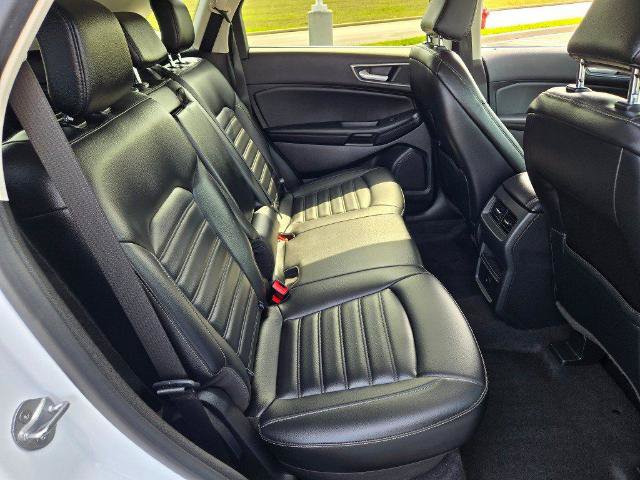 Certified 2024 Ford Edge SEL AWD/4WD image 12