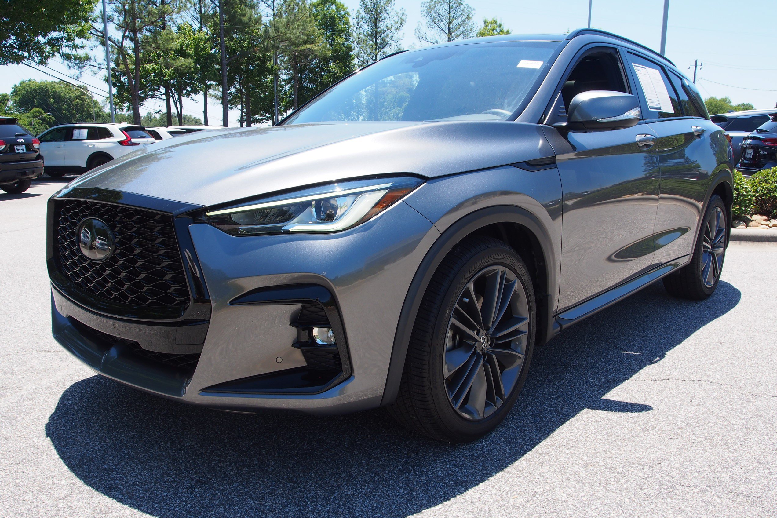 Used 2023 INFINITI QX50 Sport FWD image 4