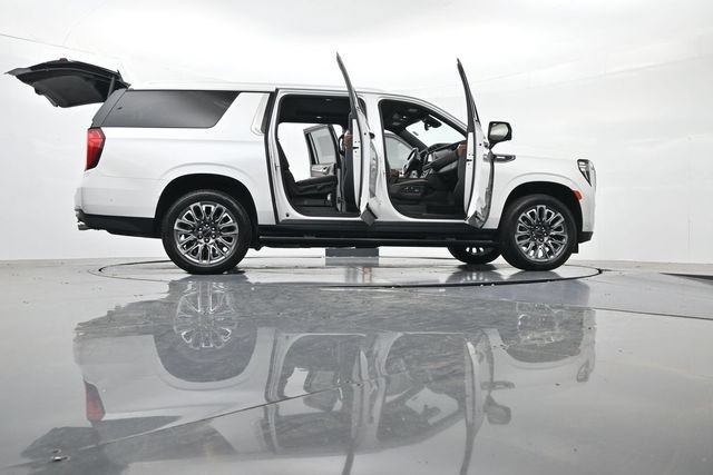 Used 2023 GMC Yukon XL Denali Ultimate AWD/4WD image 60