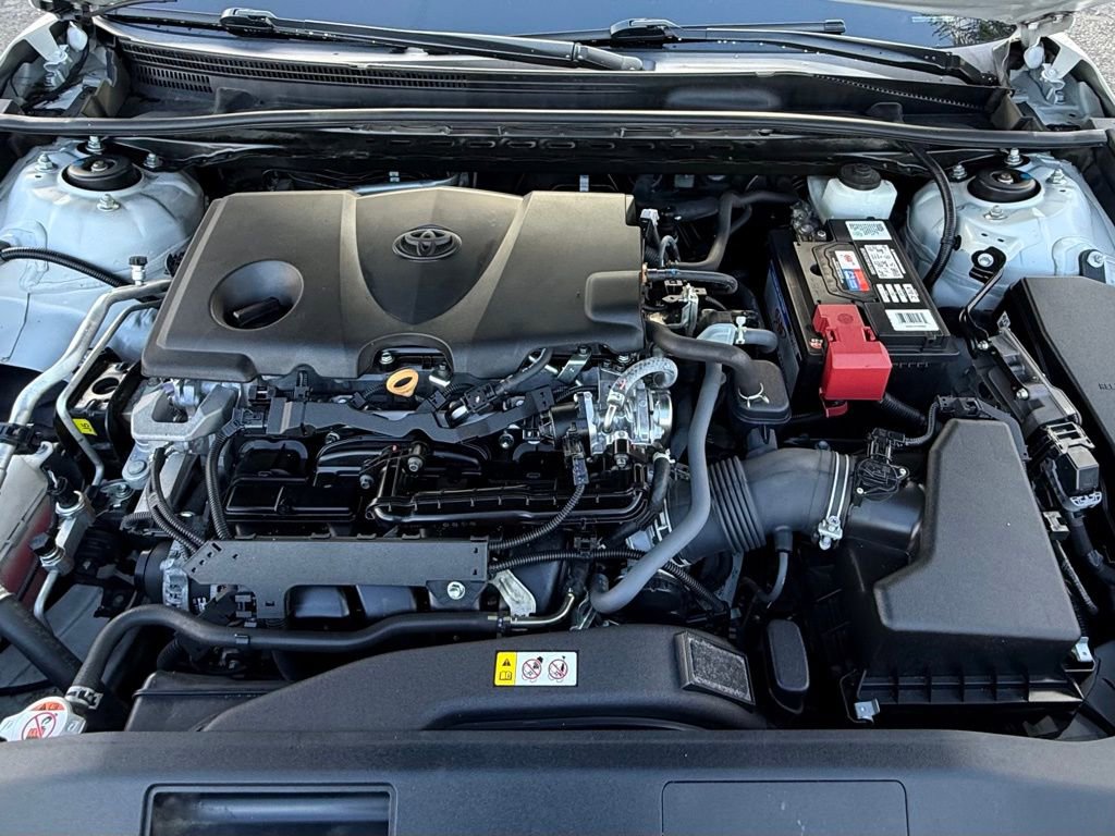 Used 2022 Toyota Camry SE w/ Convenience Package FWD image 30
