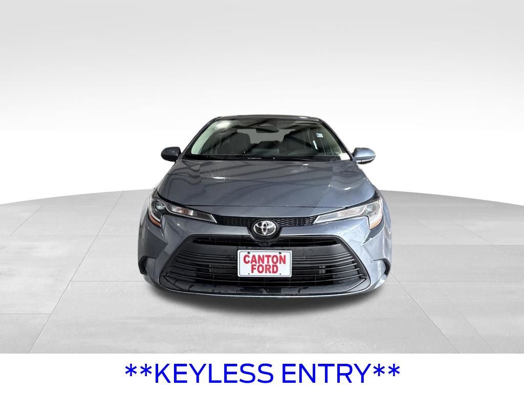 Used 2024 Toyota Corolla LE image 11