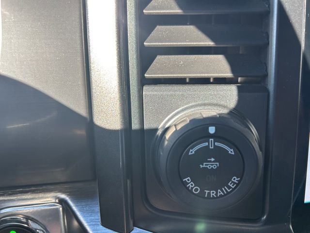 Certified 2022 Ford F150 Lariat w/ Equipment Group 502A High image 27