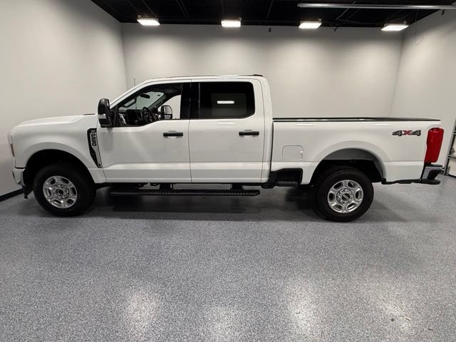 Certified 2025 Ford F250 XLT AWD/4WD image 8