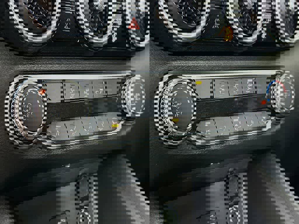 Used 2024 Nissan Sentra S image 20