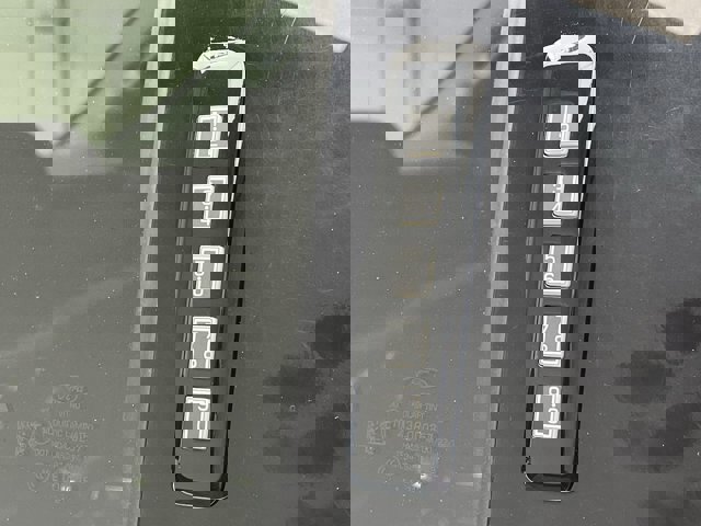 Certified 2021 Ford F150 Lariat w/ Equipment Group 502A High image 9