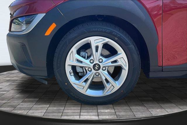 Used 2023 Hyundai Kona SEL w/ Convenience Package FWD image 9