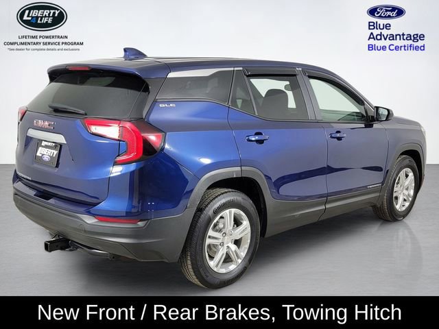 Used 2022 GMC Terrain SLE image 3