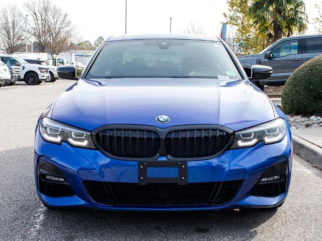 Used 2022 BMW 330i Sedan w/ M Sport Package image 2