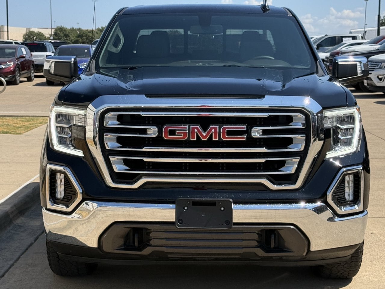 Used 2022 GMC Sierra 1500 SLT AWD/4WD image 8