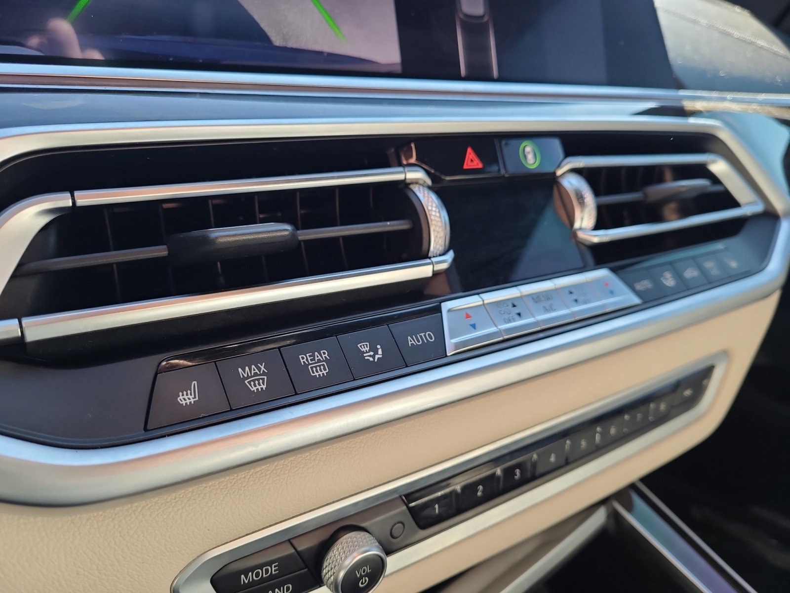 Used 2020 BMW X5 xDrive40i w/ Convenience Package image 30