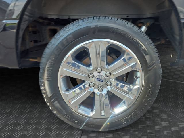 Certified 2019 Ford F150 XLT w/ Equipment Group 302A Luxury AWD/4WD image 14