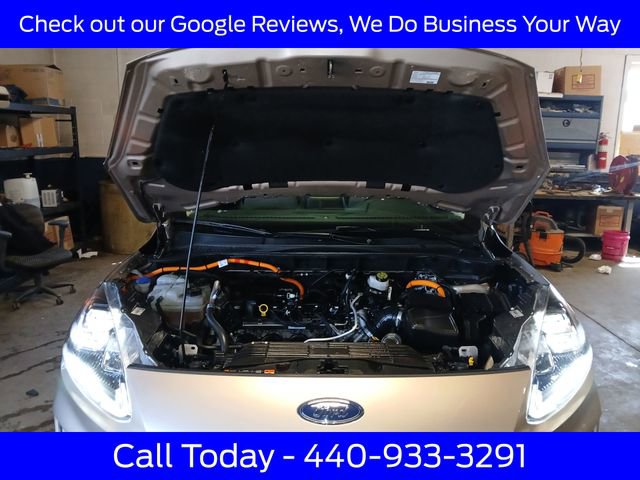 Certified 2020 Ford Escape Titanium AWD/4WD image 15