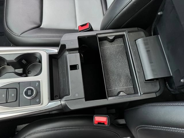 Certified 2023 Ford Explorer XLT w/ Equipment Group 202A AWD/4WD image 26