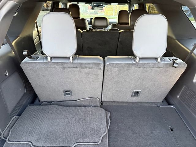 Certified 2025 Ford Explorer ST-Line w/ Premium Package image 11